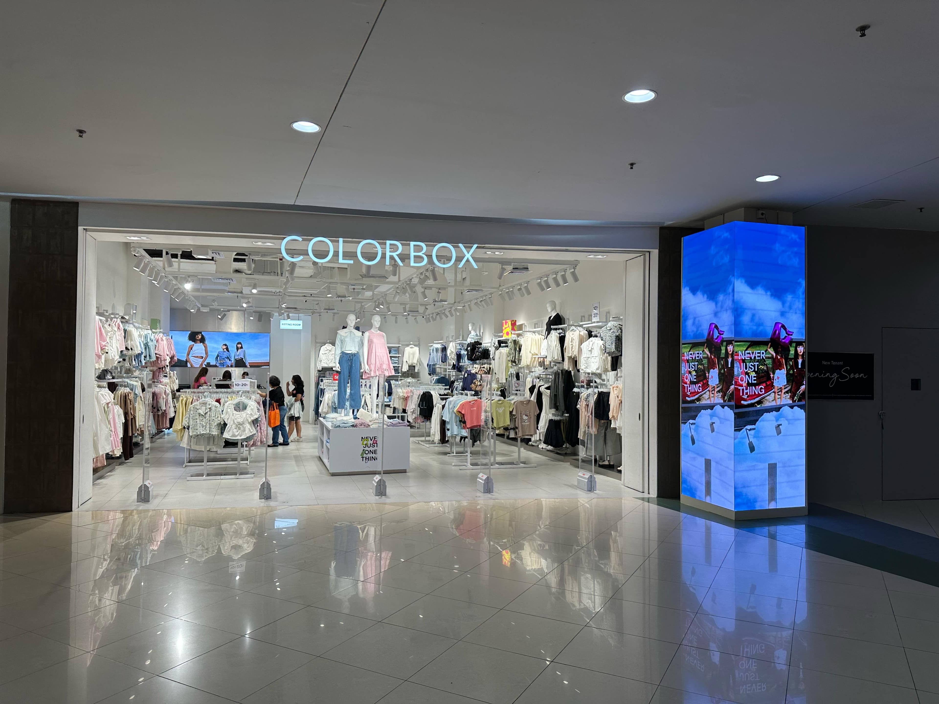 Flat LED Videotron & acrylic alarm gate (EAS) for COLORBOX at Mall Kelapa Gading 2, Jakarta